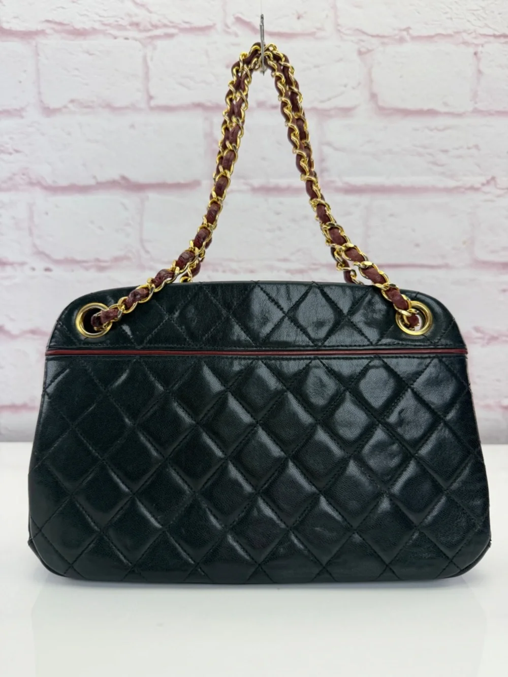 Chanel Vintage Calfksin Black Quilted Chain Kisslock Shoulder Bag